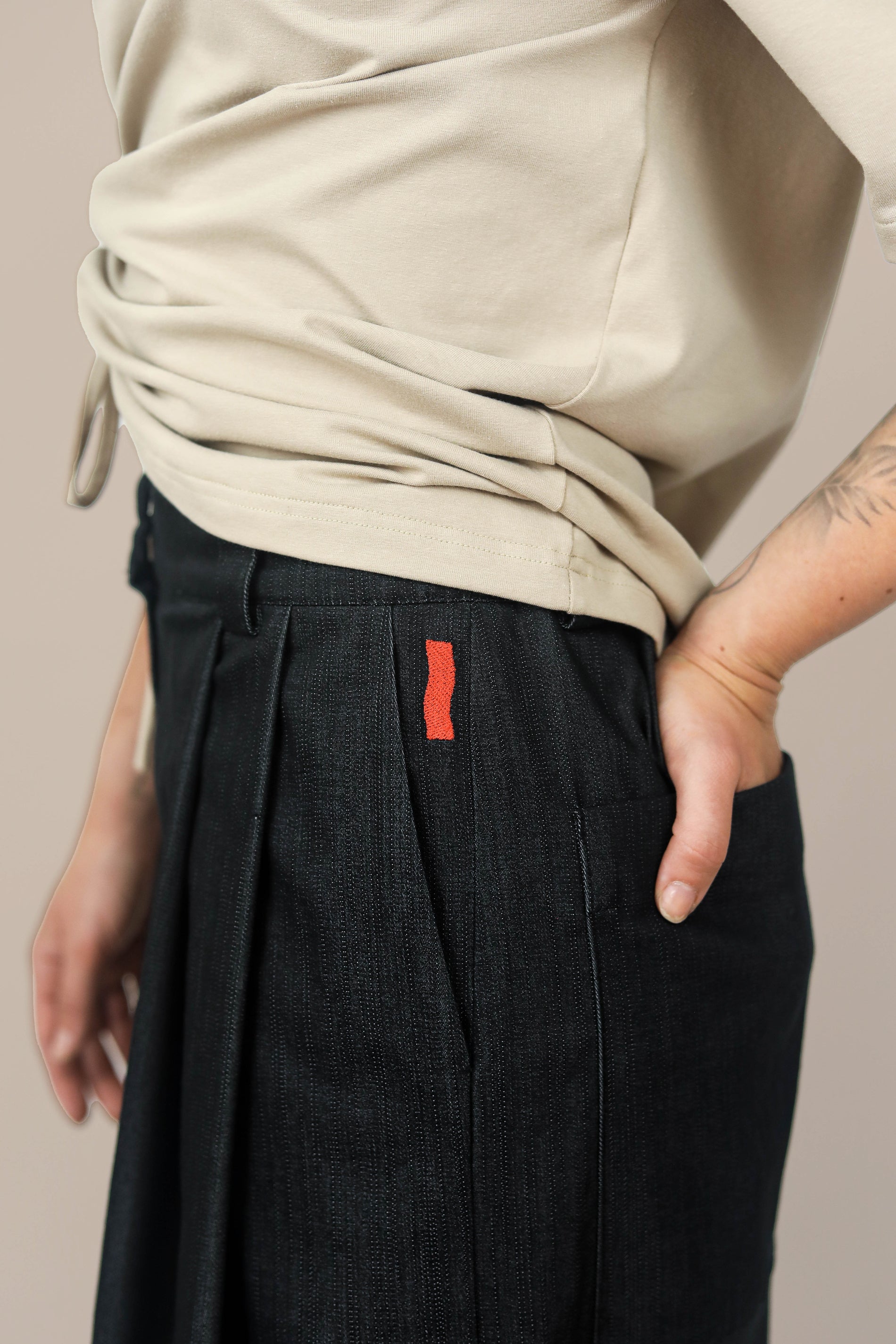Dámske rifľové culottes POLI so záhybmi