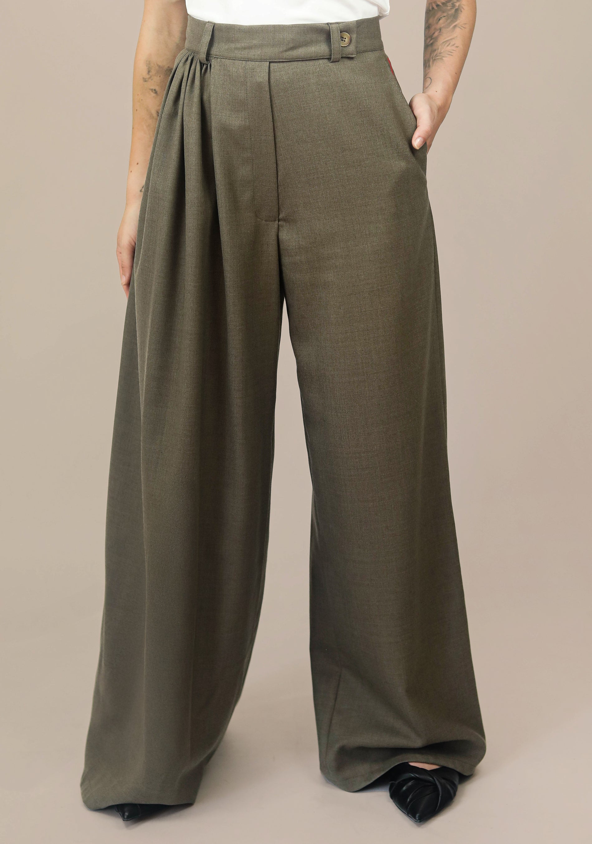 Dámske tailored dlhé nohavice s vysokým pásom